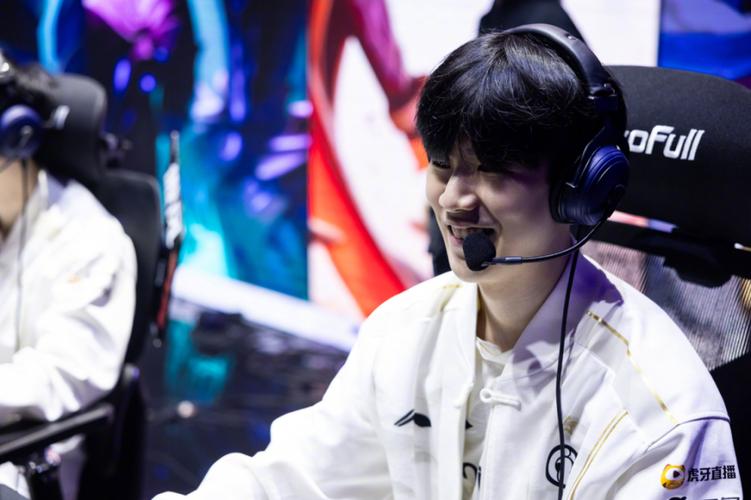 中国斯诺克创历史！吴宜泽压线进巡回锦标赛，世.