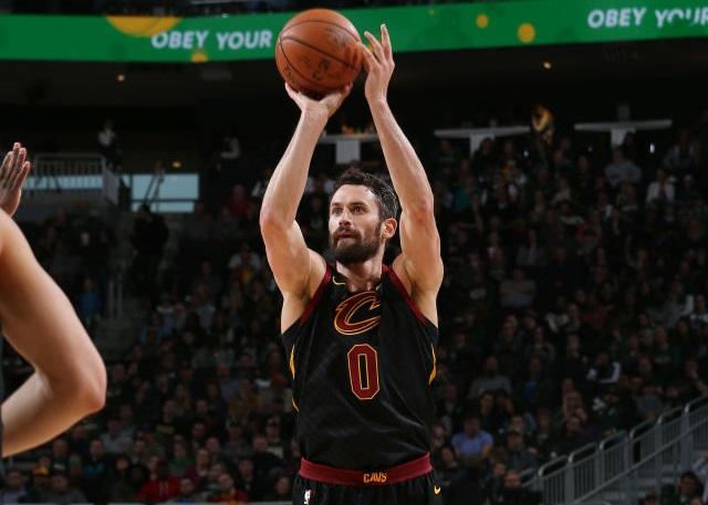 在三线联动 在三线联动