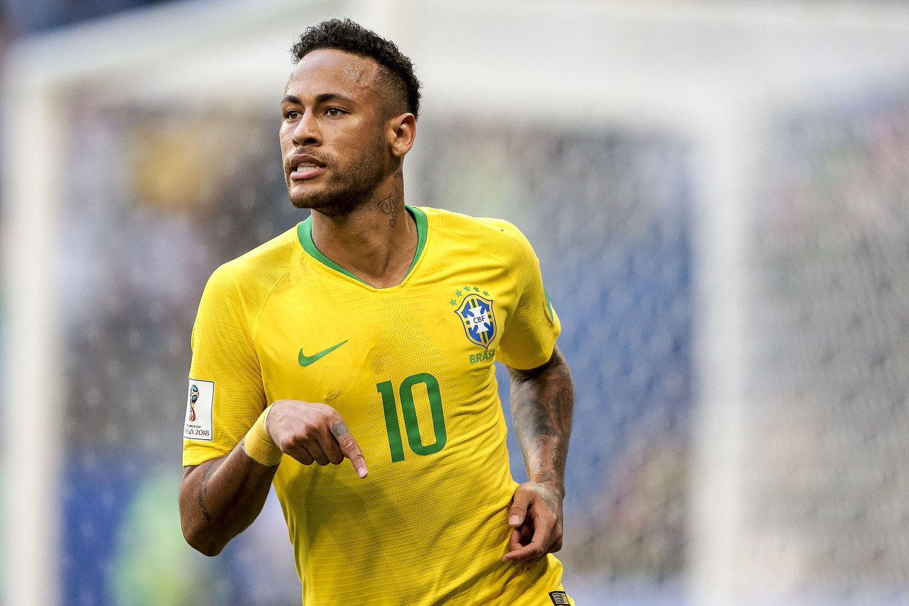 字母哥或成 字母哥或成